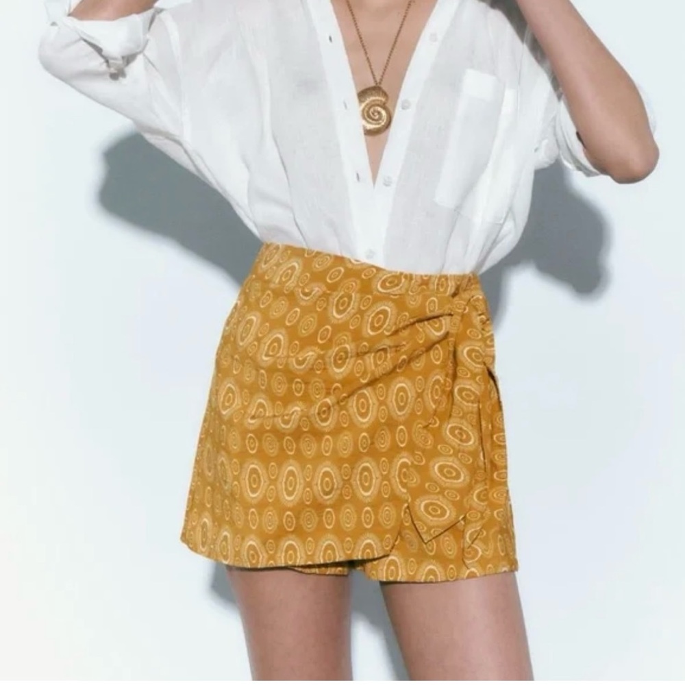 Zara Yellow Patterned Skort